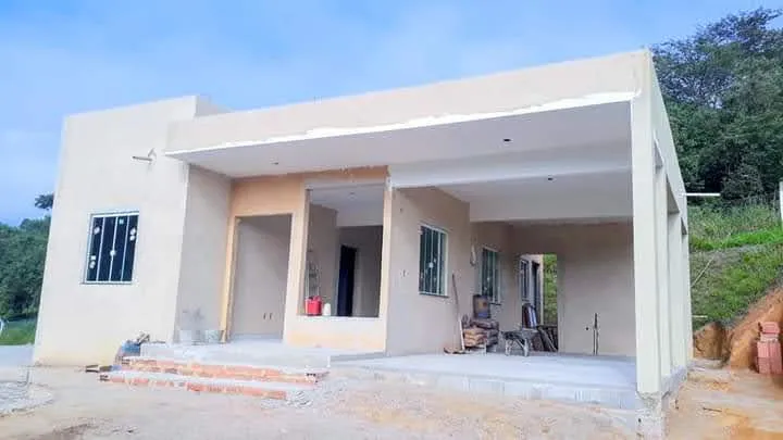 Casa em construção e execução de obra residencial